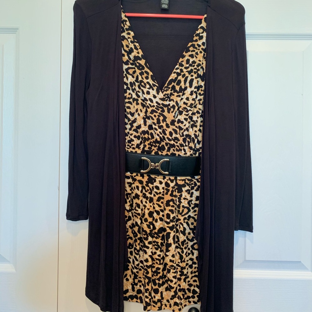 Style & Co. Medium Women Animal Print Top with Buckle - Picture 2 of 7